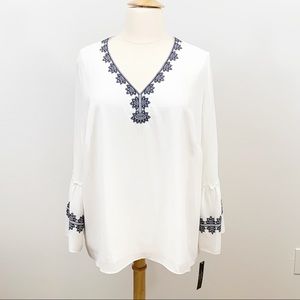 NWT Tahari White Bell Sleeve Blouse Size 2X